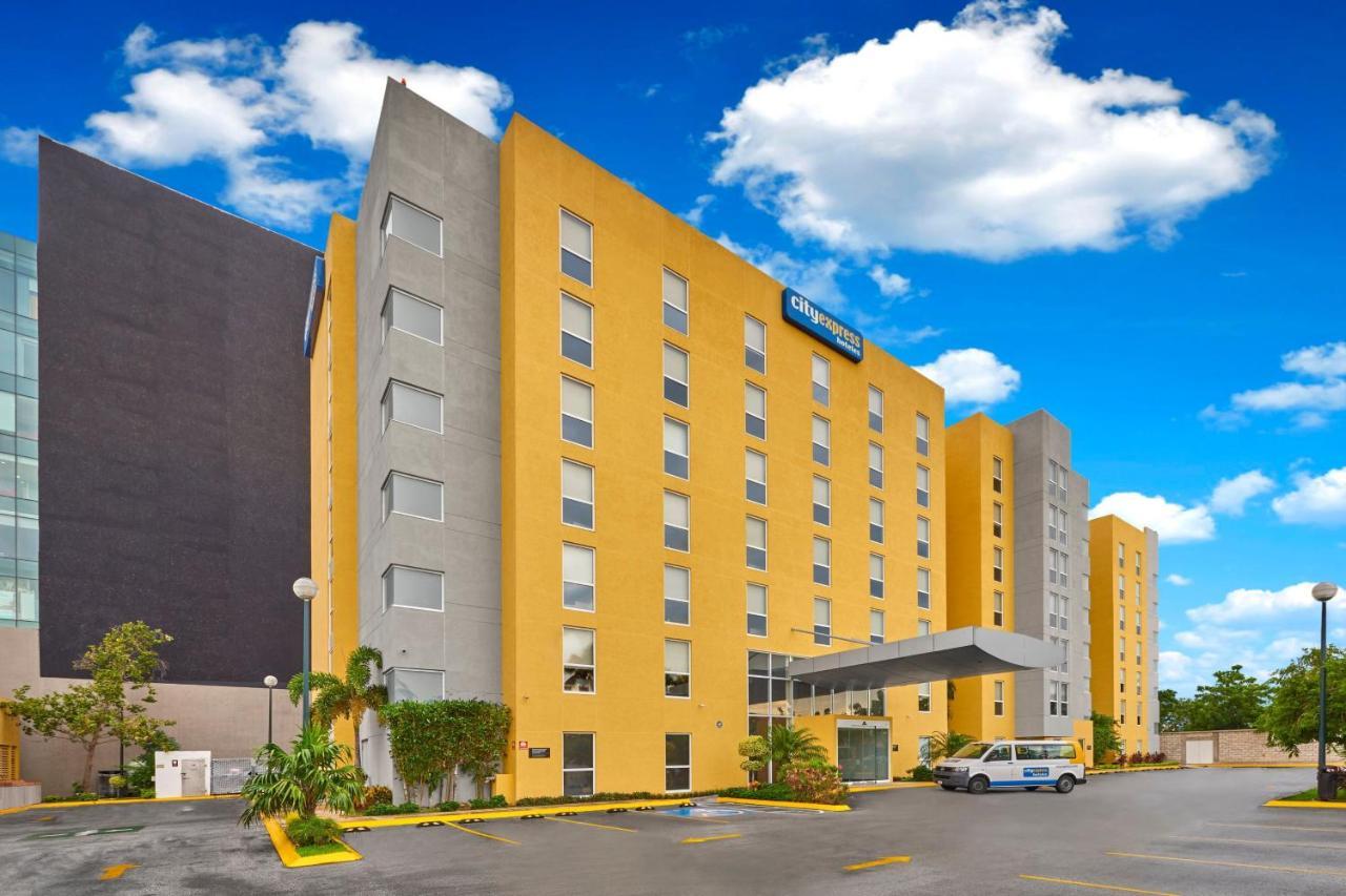 City Express By Marriott Mérida Εξωτερικό φωτογραφία