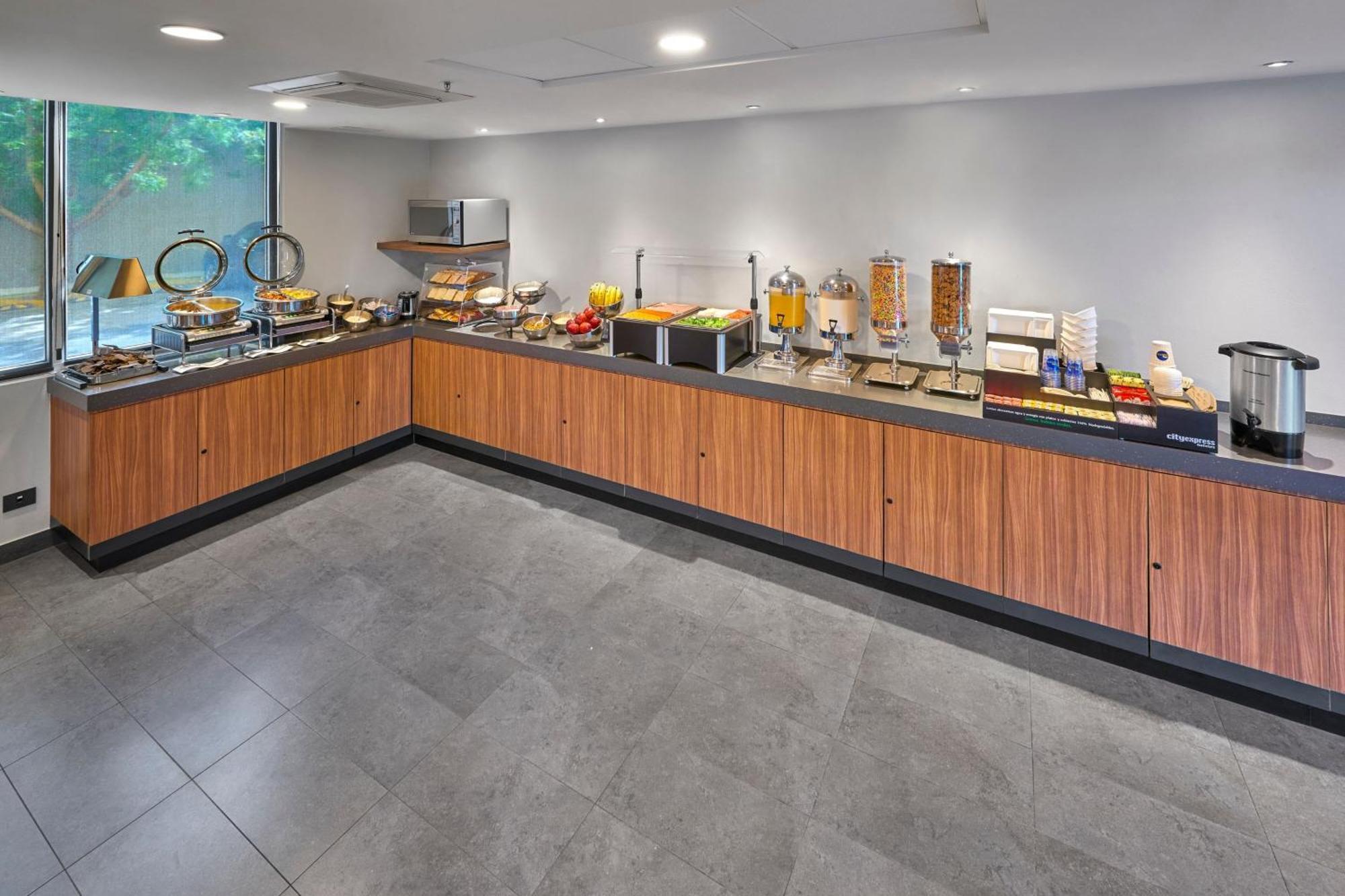 City Express By Marriott Mérida Εξωτερικό φωτογραφία
