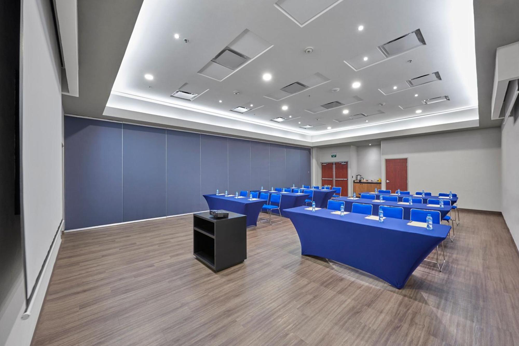 City Express By Marriott Mérida Εξωτερικό φωτογραφία