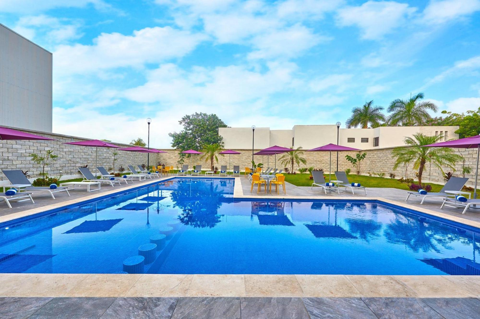 City Express By Marriott Mérida Εξωτερικό φωτογραφία