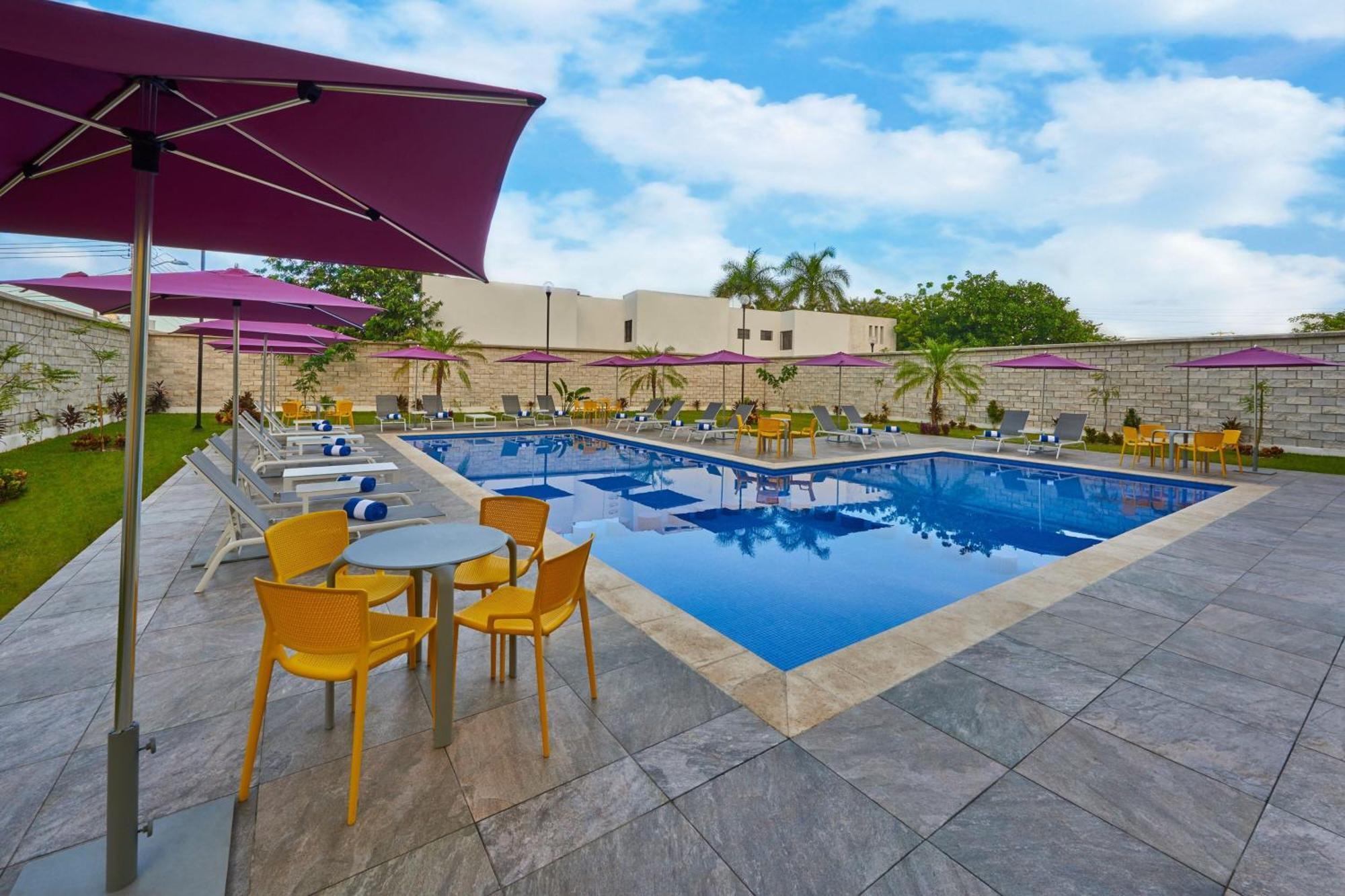 City Express By Marriott Mérida Εξωτερικό φωτογραφία