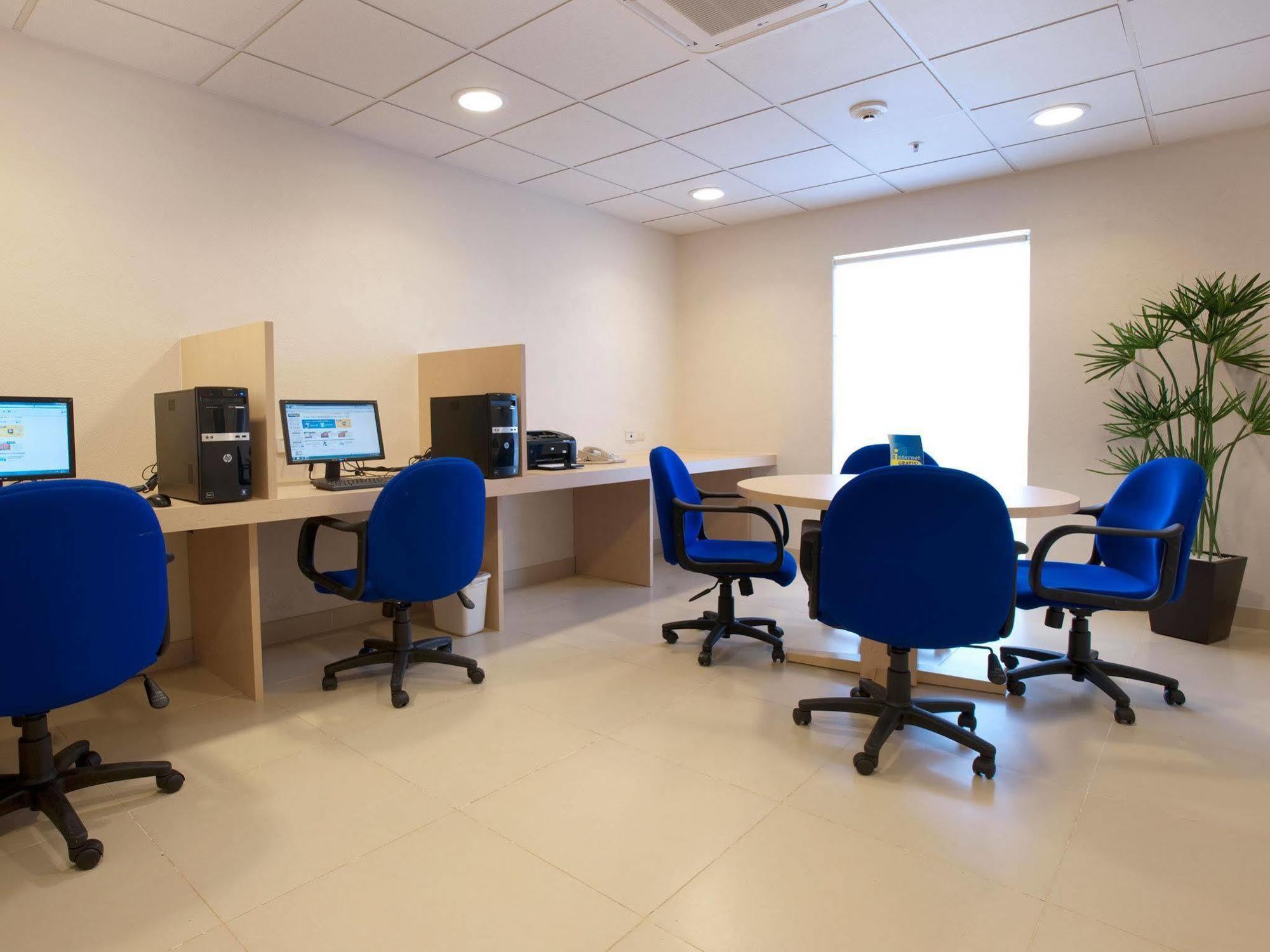 City Express By Marriott Mérida Εξωτερικό φωτογραφία